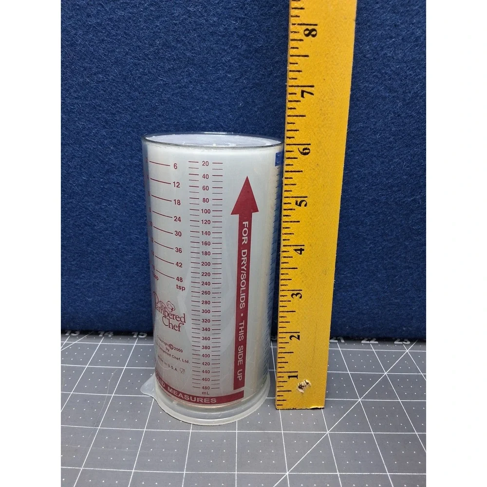 Pampered Chef Measure All Cup Clear 2 Cup Adjustable Liquid Dry Measuring Tool